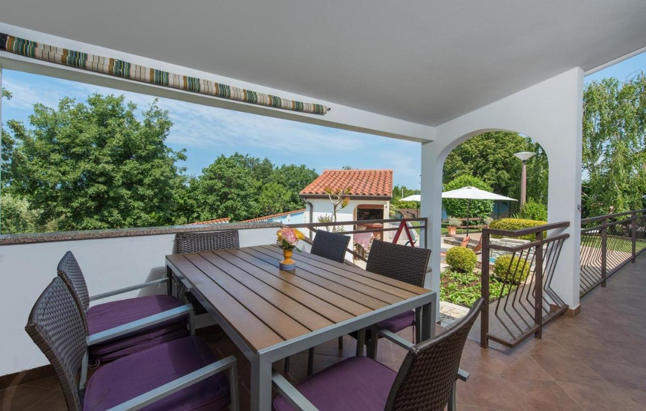 Villa Anita With Common Pool Vrvari المظهر الخارجي الصورة